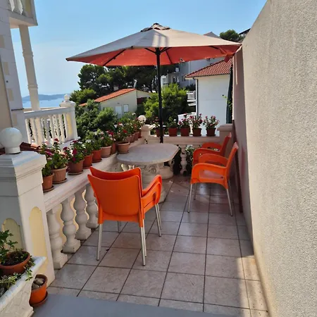 Apartmens Spiko 3* 흐바르