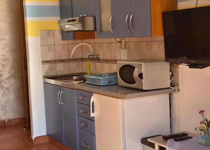 Apartmens Spiko 게스트하우스 흐바르